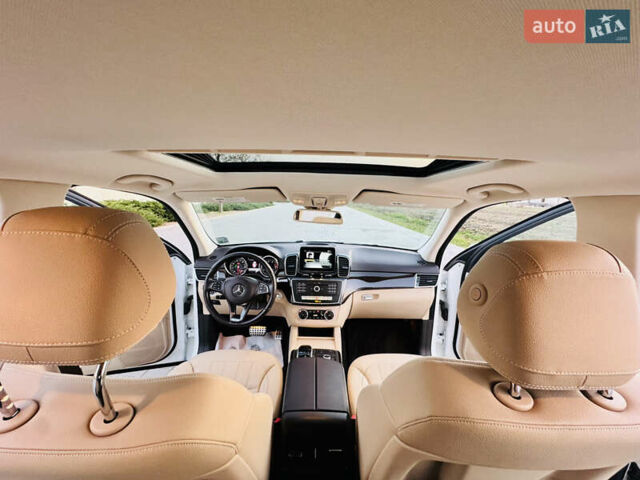 Белый Мерседес ГЛЕ-Класс, объемом двигателя 3 л и пробегом 76 тыс. км за 33300 $, фото 36 на Automoto.ua