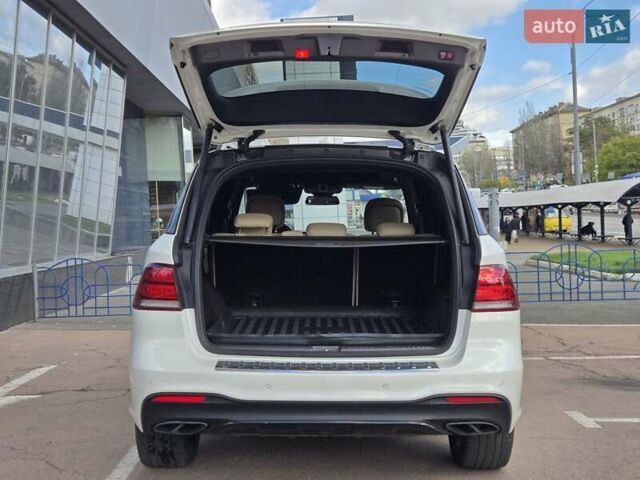 Белый Мерседес ГЛЕ-Класс, объемом двигателя 3 л и пробегом 147 тыс. км за 38500 $, фото 38 на Automoto.ua