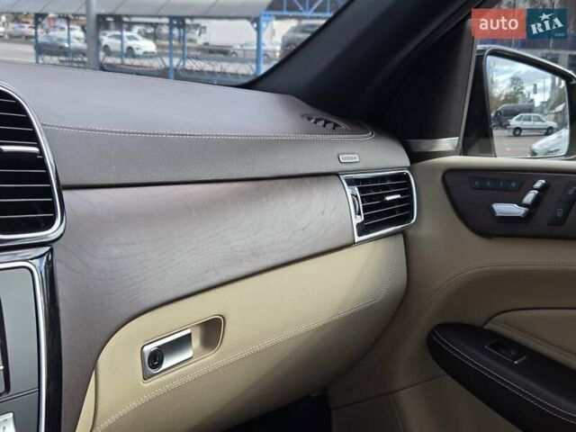 Белый Мерседес ГЛЕ-Класс, объемом двигателя 3 л и пробегом 147 тыс. км за 38500 $, фото 29 на Automoto.ua