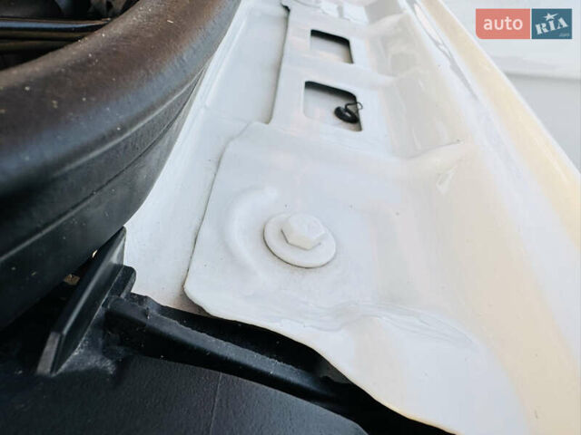 Белый Мерседес ГЛЕ-Класс, объемом двигателя 3 л и пробегом 76 тыс. км за 33300 $, фото 97 на Automoto.ua