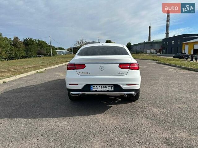 Белый Мерседес ГЛЕ-Класс, объемом двигателя 2.99 л и пробегом 150 тыс. км за 46000 $, фото 11 на Automoto.ua