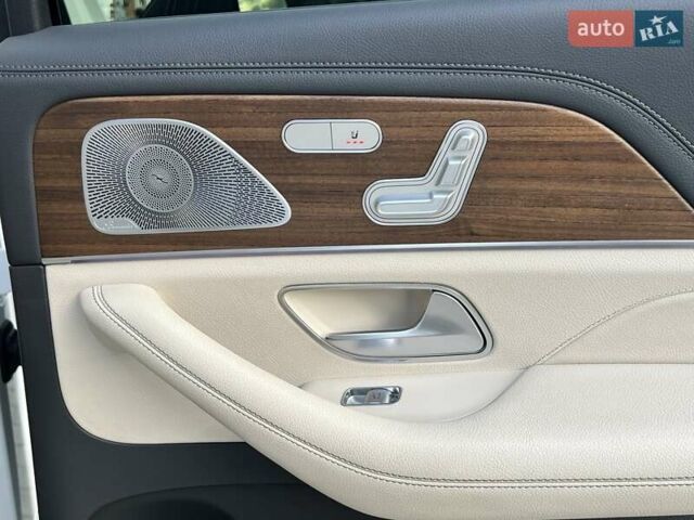 Мерседес ГЛЕ-Класс 2019 в Ровно на Automoto.ua Белый Мерседес ГЛЕ-Класс, объемом двигателя 1.95 л и пробегом 50 тыс. км за 65000 $, фото 105 на Automoto.ua