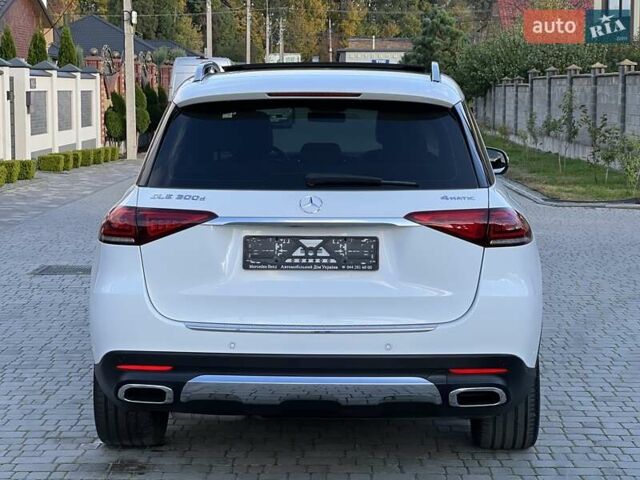 Мерседес ГЛЕ-Класс 2019 в Ровно на Automoto.ua Белый Мерседес ГЛЕ-Класс, объемом двигателя 1.95 л и пробегом 50 тыс. км за 65000 $, фото 21 на Automoto.ua