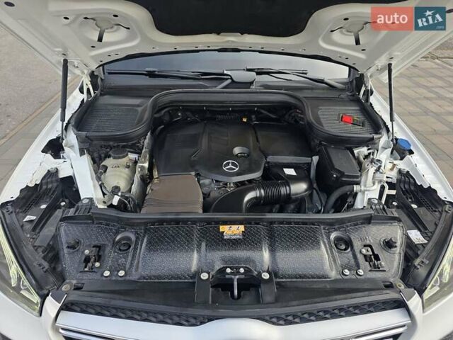 Белый Мерседес ГЛЕ-Класс, объемом двигателя 2 л и пробегом 120 тыс. км за 51800 $, фото 1 на Automoto.ua
