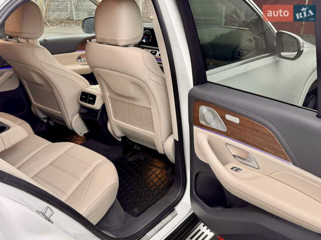 Белый Мерседес ГЛЕ-Класс, объемом двигателя 2.93 л и пробегом 70 тыс. км за 68500 $, фото 24 на Automoto.ua