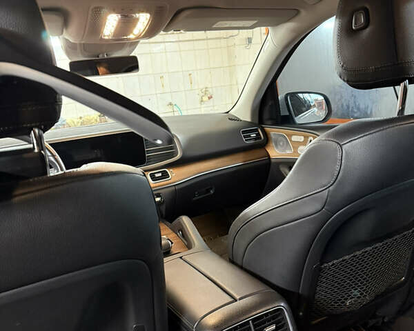 Мерседес ГЛЕ-Класс 2019 в Полтаве на Automoto.ua Белый Мерседес ГЛЕ-Класс, объемом двигателя 1.95 л и пробегом 82 тыс. км за 53000 $, фото 25 на Automoto.ua