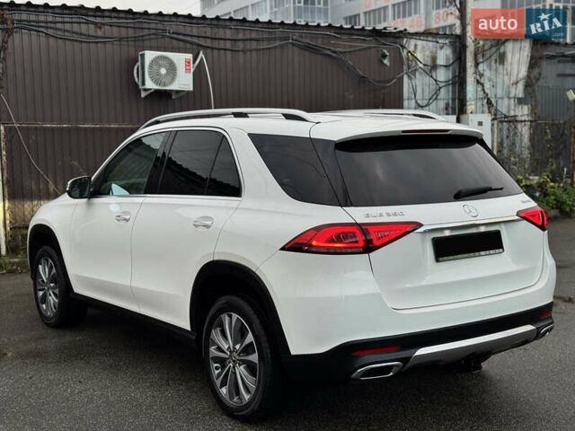 Мерседес ГЛЕ-Класс 2019 в Киеве на Automoto.ua Белый Мерседес ГЛЕ-Класс, объемом двигателя 1.99 л и пробегом 81 тыс. км за 45700 $, фото 45 на Automoto.ua