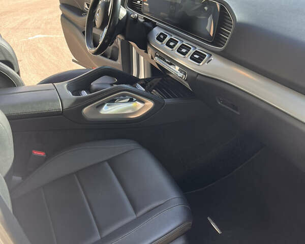 Мерседес ГЛЕ-Класс 2019 в Одессе на Automoto.ua Белый Мерседес ГЛЕ-Класс, объемом двигателя 1.95 л и пробегом 160 тыс. км за 50500 $, фото 21 на Automoto.ua