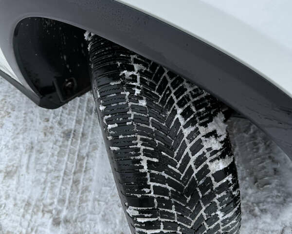 Белый Мерседес ГЛЕ-Класс, объемом двигателя 1.95 л и пробегом 191 тыс. км за 48000 $, фото 4 на Automoto.ua