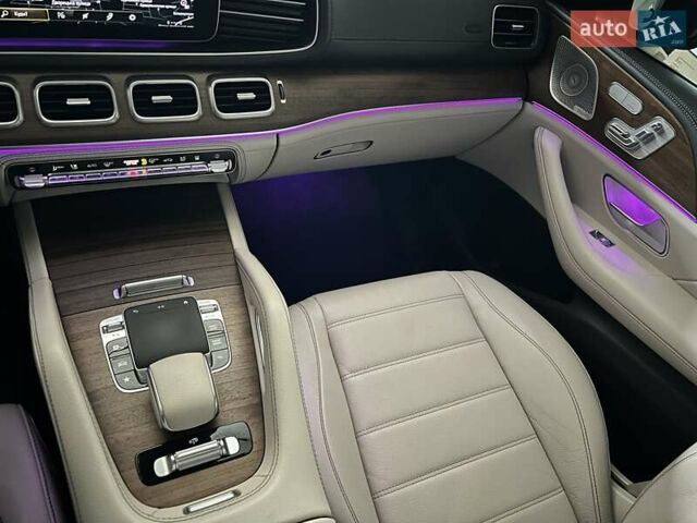 Мерседес ГЛЕ-Класс 2019 в Ровно на Automoto.ua Белый Мерседес ГЛЕ-Класс, объемом двигателя 1.95 л и пробегом 50 тыс. км за 65000 $, фото 97 на Automoto.ua