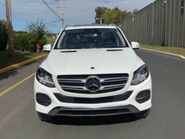 Белый Мерседес ГЛЕ-Класс, объемом двигателя 3 л и пробегом 36 тыс. км за 29000 $, фото 1 на Automoto.ua