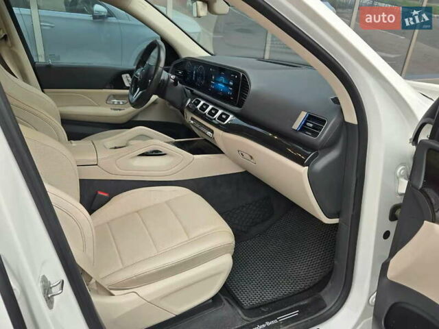 Мерседес ГЛЕ-Клас 2019 у Києві на Automoto.ua Білий Мерседес ГЛЕ-Клас, об'ємом двигуна 2 л та пробігом 133 тис. км за 49900 $, фото 28 на Automoto.ua