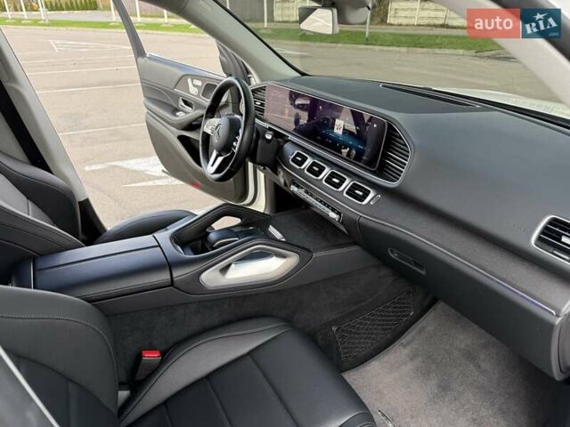 Белый Мерседес ГЛЕ-Класс, объемом двигателя 1.95 л и пробегом 75 тыс. км за 58900 $, фото 74 на Automoto.ua