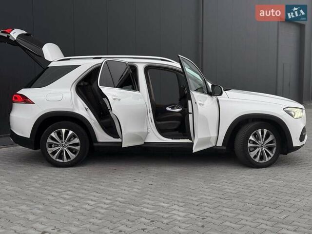 Білий Мерседес ГЛЕ-Клас, об'ємом двигуна 2 л та пробігом 192 тис. км за 49490 $, фото 42 на Automoto.ua