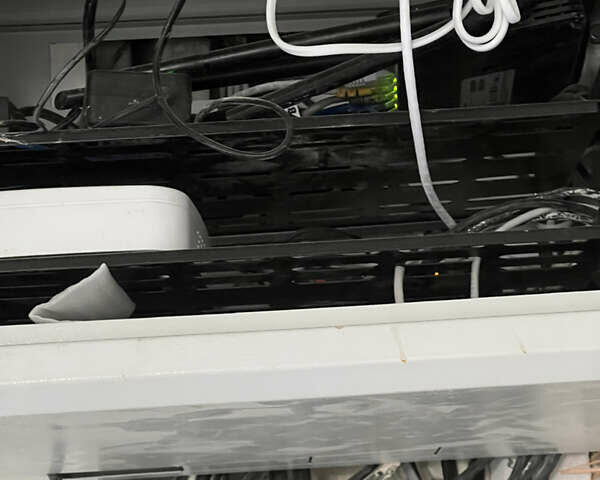 Мерседес ГЛЕ-Класс 2019 в Одессе на Automoto.ua Белый Мерседес ГЛЕ-Класс, объемом двигателя 1.95 л и пробегом 160 тыс. км за 50500 $, фото 2 на Automoto.ua