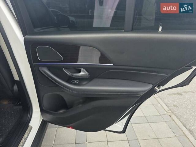 Белый Мерседес ГЛЕ-Класс, объемом двигателя 2 л и пробегом 120 тыс. км за 51800 $, фото 18 на Automoto.ua