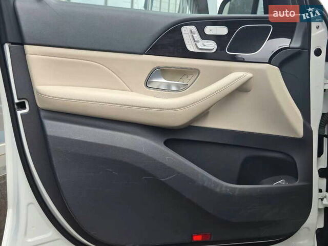 Мерседес ГЛЕ-Клас 2019 у Києві на Automoto.ua Білий Мерседес ГЛЕ-Клас, об'ємом двигуна 2 л та пробігом 133 тис. км за 49900 $, фото 11 на Automoto.ua