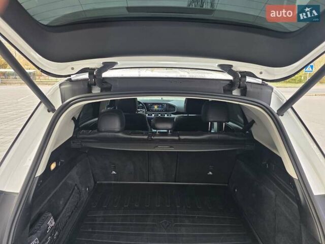 Белый Мерседес ГЛЕ-Класс, объемом двигателя 2 л и пробегом 120 тыс. км за 51800 $, фото 17 на Automoto.ua