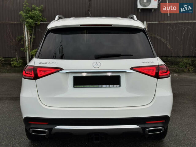 Мерседес ГЛЕ-Класс 2019 в Киеве на Automoto.ua Белый Мерседес ГЛЕ-Класс, объемом двигателя 1.99 л и пробегом 81 тыс. км за 45700 $, фото 43 на Automoto.ua