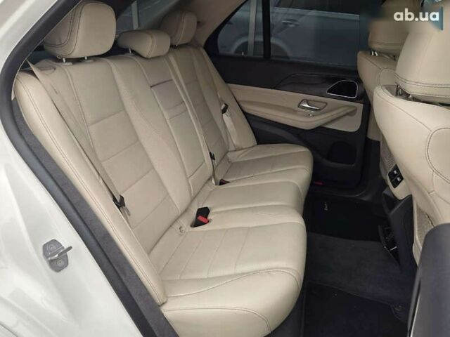 Белый Мерседес ГЛЕ-Класс, объемом двигателя 2 л и пробегом 133 тыс. км за 58900 $, фото 14 на Automoto.ua