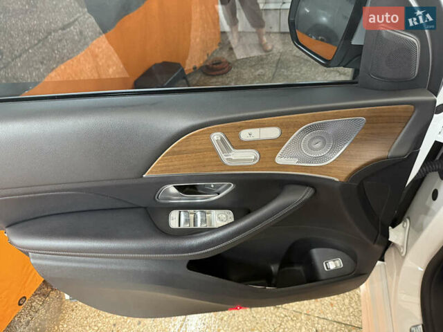Мерседес ГЛЕ-Класс 2019 в Полтаве на Automoto.ua Белый Мерседес ГЛЕ-Класс, объемом двигателя 1.95 л и пробегом 82 тыс. км за 53000 $, фото 19 на Automoto.ua