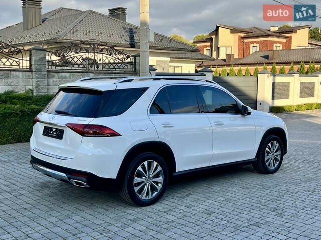 Мерседес ГЛЕ-Класс 2019 в Ровно на Automoto.ua Белый Мерседес ГЛЕ-Класс, объемом двигателя 1.95 л и пробегом 50 тыс. км за 65000 $, фото 28 на Automoto.ua