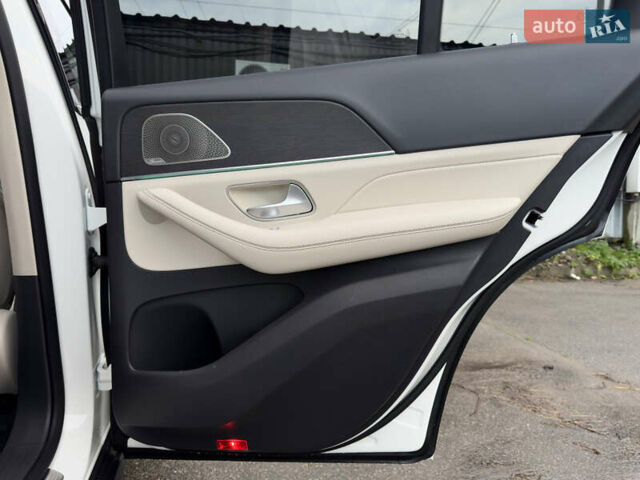 Мерседес ГЛЕ-Класс 2019 в Киеве на Automoto.ua Белый Мерседес ГЛЕ-Класс, объемом двигателя 1.99 л и пробегом 81 тыс. км за 45700 $, фото 66 на Automoto.ua