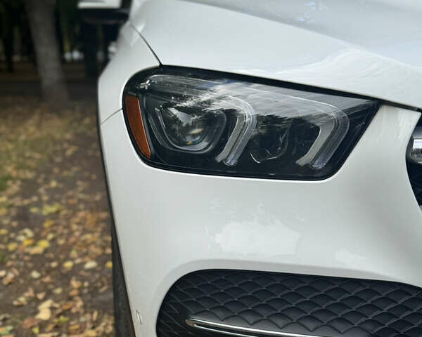 Белый Мерседес ГЛЕ-Класс, объемом двигателя 1.99 л и пробегом 49 тыс. км за 51000 $, фото 8 на Automoto.ua