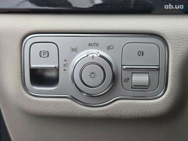 Белый Мерседес ГЛЕ-Класс, объемом двигателя 2 л и пробегом 133 тыс. км за 58900 $, фото 25 на Automoto.ua