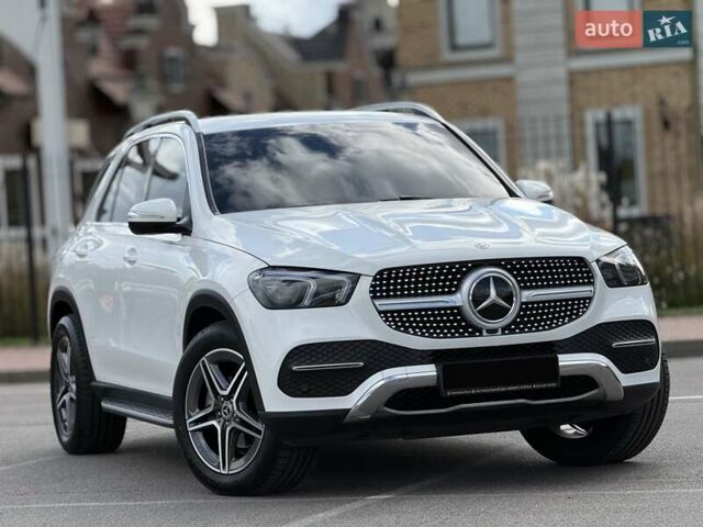 Белый Мерседес ГЛЕ-Класс, объемом двигателя 1.95 л и пробегом 75 тыс. км за 58900 $, фото 39 на Automoto.ua