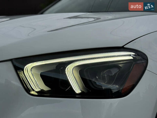 Мерседес ГЛЕ-Класс 2019 в Киеве на Automoto.ua Белый Мерседес ГЛЕ-Класс, объемом двигателя 1.99 л и пробегом 81 тыс. км за 45700 $, фото 8 на Automoto.ua