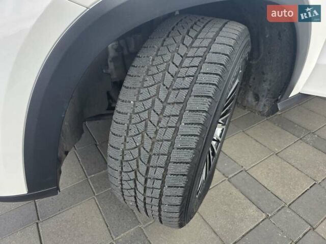 Белый Мерседес ГЛЕ-Класс, объемом двигателя 2 л и пробегом 120 тыс. км за 51800 $, фото 19 на Automoto.ua