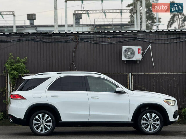 Мерседес ГЛЕ-Класс 2019 в Киеве на Automoto.ua Белый Мерседес ГЛЕ-Класс, объемом двигателя 1.99 л и пробегом 81 тыс. км за 45700 $, фото 39 на Automoto.ua