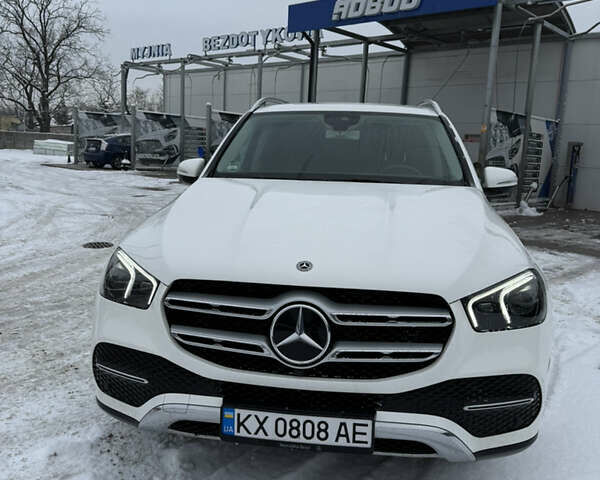 Белый Мерседес ГЛЕ-Класс, объемом двигателя 1.95 л и пробегом 191 тыс. км за 48000 $, фото 1 на Automoto.ua