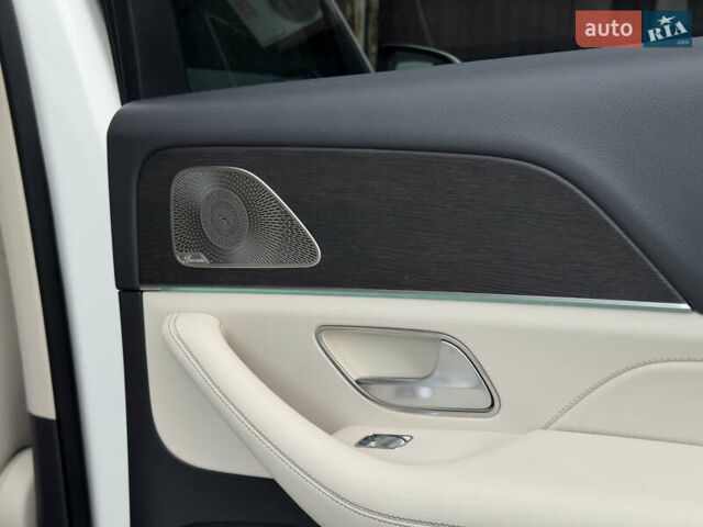 Мерседес ГЛЕ-Класс 2019 в Киеве на Automoto.ua Белый Мерседес ГЛЕ-Класс, объемом двигателя 1.99 л и пробегом 81 тыс. км за 45700 $, фото 67 на Automoto.ua