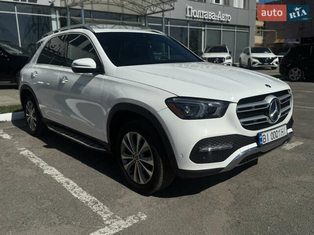 Белый Мерседес ГЛЕ-Класс, объемом двигателя 1.99 л и пробегом 49 тыс. км за 51000 $, фото 4 на Automoto.ua