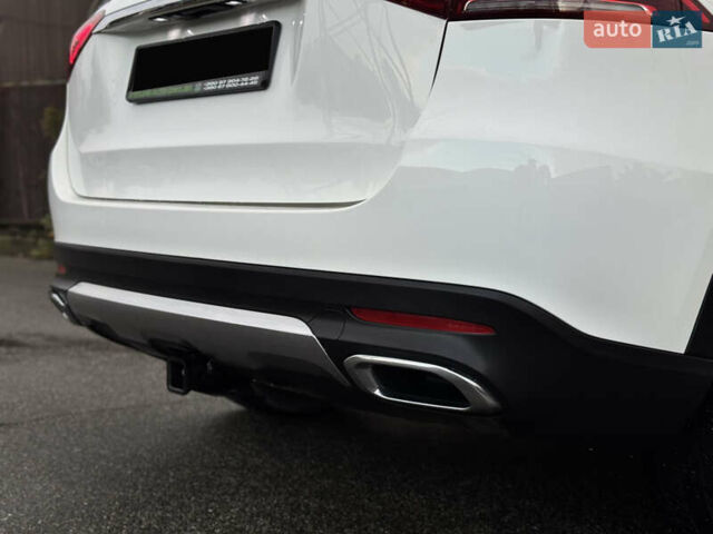 Мерседес ГЛЕ-Класс 2019 в Киеве на Automoto.ua Белый Мерседес ГЛЕ-Класс, объемом двигателя 1.99 л и пробегом 81 тыс. км за 45700 $, фото 24 на Automoto.ua