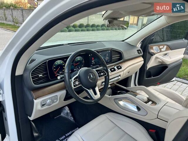 Мерседес ГЛЕ-Класс 2019 в Ровно на Automoto.ua Белый Мерседес ГЛЕ-Класс, объемом двигателя 1.95 л и пробегом 50 тыс. км за 65000 $, фото 44 на Automoto.ua