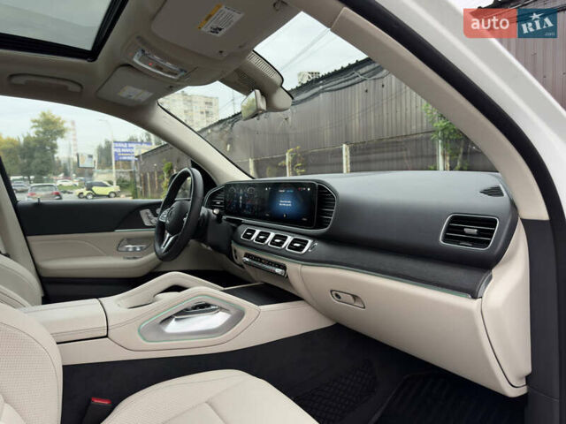 Мерседес ГЛЕ-Класс 2019 в Киеве на Automoto.ua Белый Мерседес ГЛЕ-Класс, объемом двигателя 1.99 л и пробегом 81 тыс. км за 45700 $, фото 75 на Automoto.ua