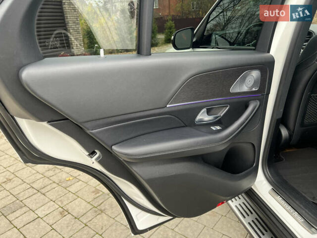 Белый Мерседес ГЛЕ-Класс, объемом двигателя 1.99 л и пробегом 111 тыс. км за 48880 $, фото 28 на Automoto.ua