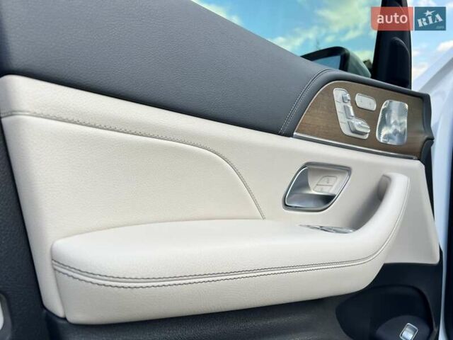 Мерседес ГЛЕ-Класс 2019 в Ровно на Automoto.ua Белый Мерседес ГЛЕ-Класс, объемом двигателя 1.95 л и пробегом 50 тыс. км за 65000 $, фото 39 на Automoto.ua