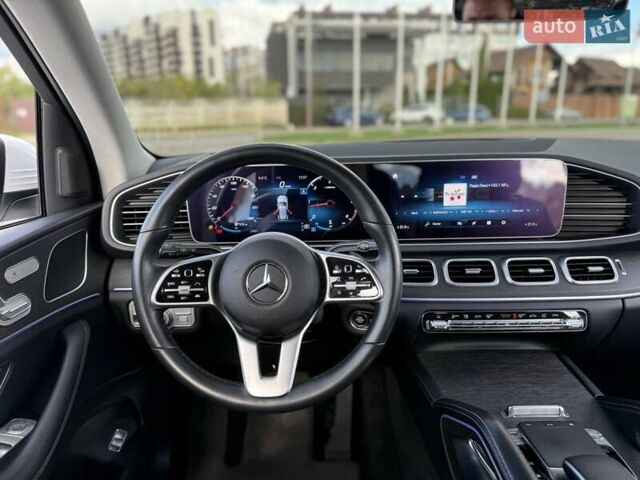 Белый Мерседес ГЛЕ-Класс, объемом двигателя 1.95 л и пробегом 75 тыс. км за 58900 $, фото 65 на Automoto.ua