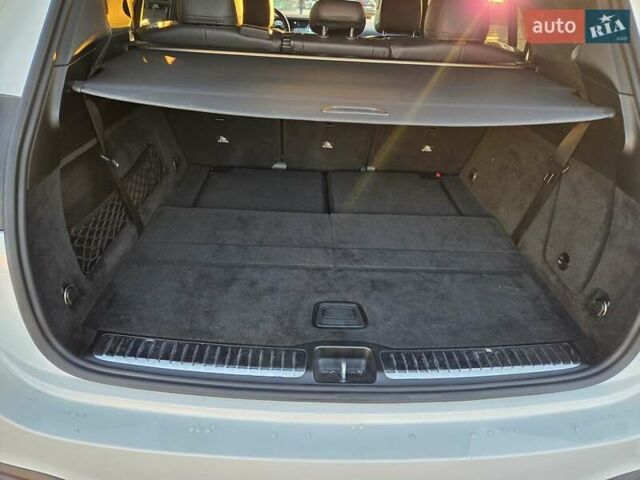 Белый Мерседес ГЛЕ-Класс, объемом двигателя 1.99 л и пробегом 111 тыс. км за 48500 $, фото 32 на Automoto.ua