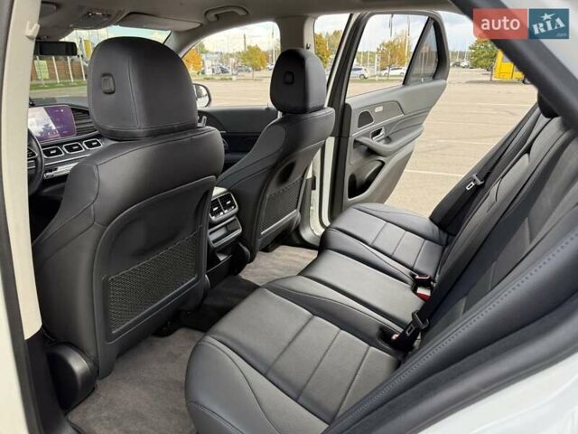 Белый Мерседес ГЛЕ-Класс, объемом двигателя 1.95 л и пробегом 75 тыс. км за 58900 $, фото 50 на Automoto.ua