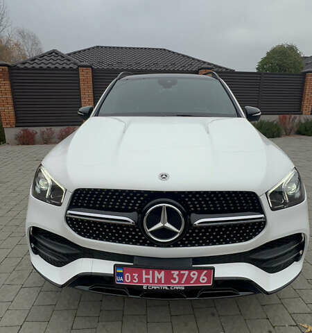 Белый Мерседес ГЛЕ-Класс, объемом двигателя 1.99 л и пробегом 111 тыс. км за 48880 $, фото 2 на Automoto.ua