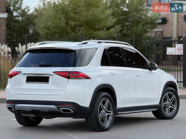 Белый Мерседес ГЛЕ-Класс, объемом двигателя 1.95 л и пробегом 75 тыс. км за 58900 $, фото 24 на Automoto.ua