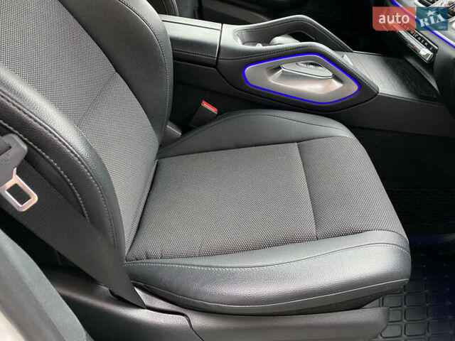 Білий Мерседес ГЛЕ-Клас, об'ємом двигуна 1.95 л та пробігом 105 тис. км за 50990 $, фото 54 на Automoto.ua