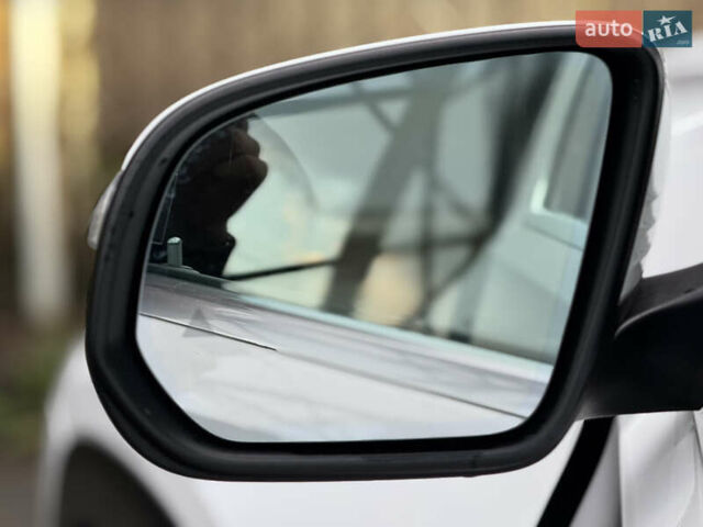 Мерседес ГЛЕ-Класс 2019 в Киеве на Automoto.ua Белый Мерседес ГЛЕ-Класс, объемом двигателя 1.99 л и пробегом 81 тыс. км за 45700 $, фото 91 на Automoto.ua