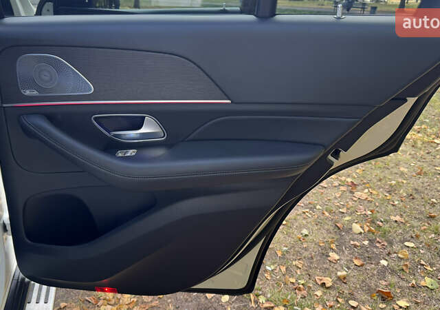 Белый Мерседес ГЛЕ-Класс, объемом двигателя 1.99 л и пробегом 49 тыс. км за 51000 $, фото 18 на Automoto.ua