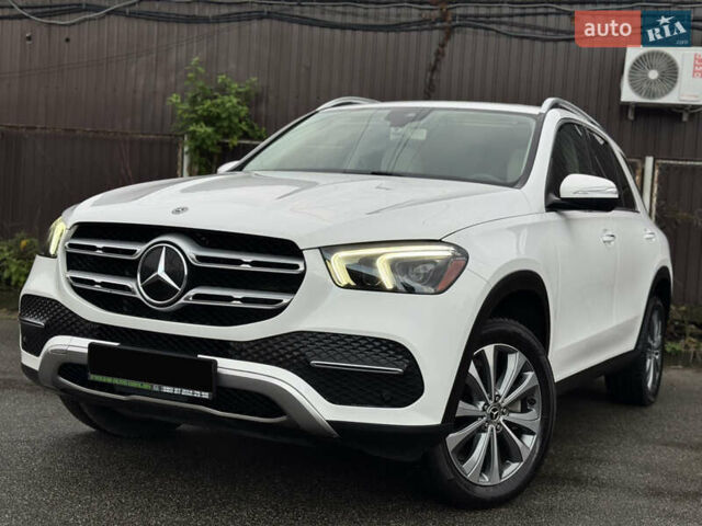 Мерседес ГЛЕ-Класс 2019 в Киеве на Automoto.ua Белый Мерседес ГЛЕ-Класс, объемом двигателя 1.99 л и пробегом 81 тыс. км за 45700 $, фото 5 на Automoto.ua